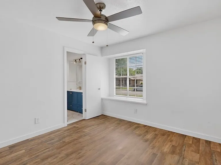 1545 Drury Dr — Photo 5