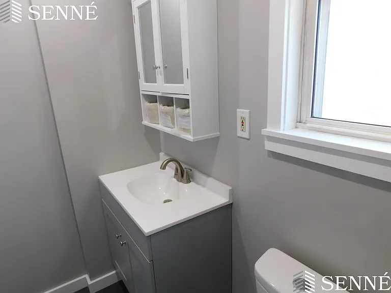 165 Elm St #1 — Photo 6