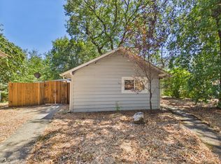 1050 Redway Dr, Redway, CA 95560