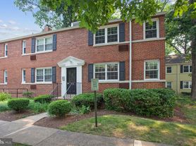 209 N Trenton St, Arlington, VA