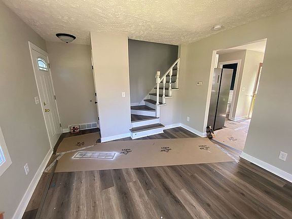 5th image of 152 Bellevue St SE #154