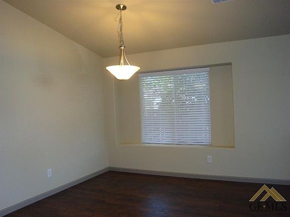 3rd image of 10317 Crandon Park Dr