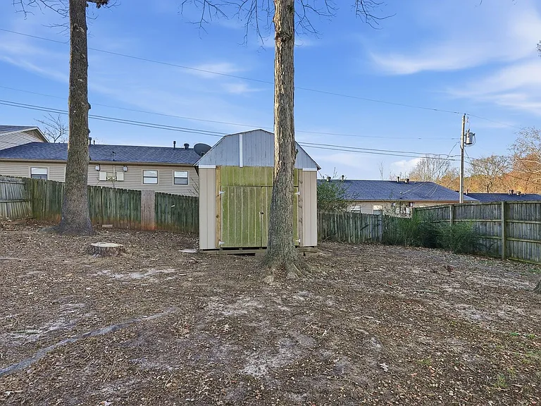 1201 Copper Creek Dr — Photo 21