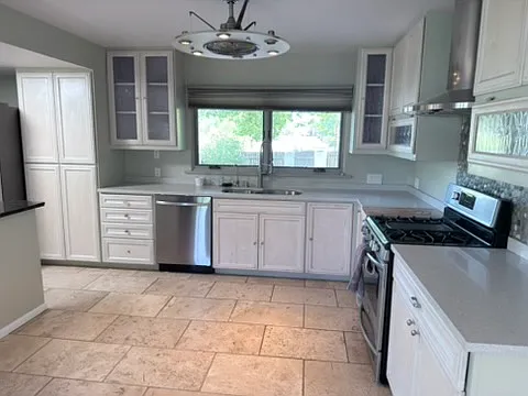 114 Solana Dr — Photo 3