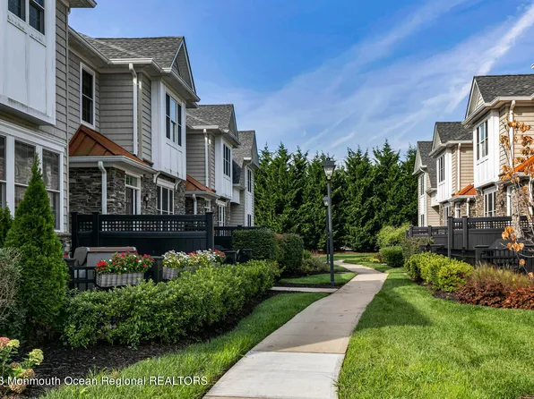 32 Carriage Gate Drive, Little Silver, NJ 07739