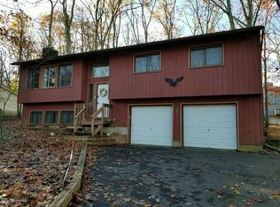 147 Dunchurch Dr, Bushkill, PA 18324
