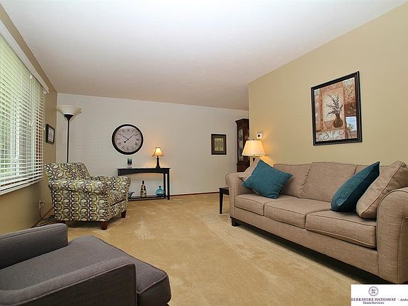 2nd image of 11661 Westwood Ln