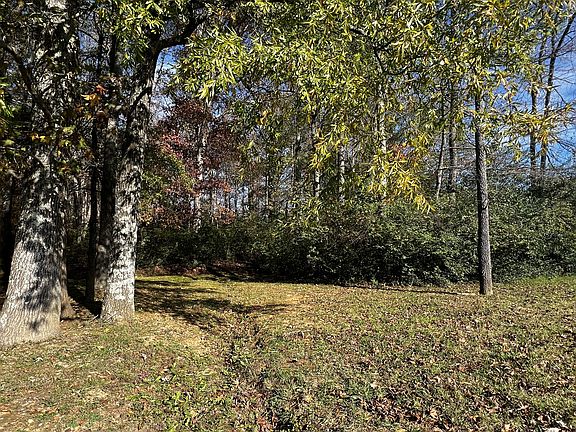 2nd image of 0 Wellington Dr Lot 17
