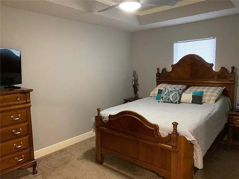 1349 N Corsica Dr — Photo 11