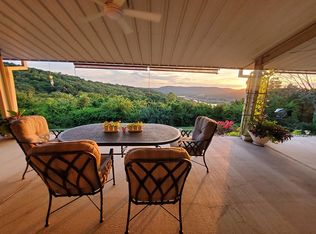 511 Aunt Hill Ln, Reeds Spring, MO 65737