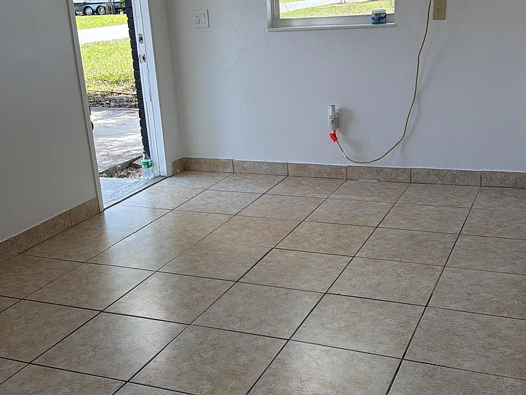4720 Wales St #1 — Photo 5
