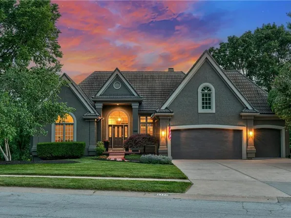 5300 NE Northgate Xing, Lees Summit, MO 64064