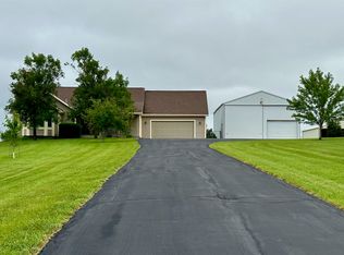 1226 NE 35th St, Topeka, KS 66617