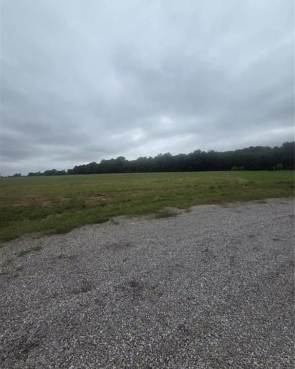 1st image of Herman Ln