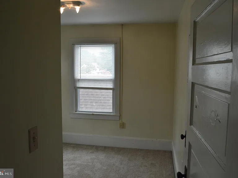 121 Broad St — Photo 21