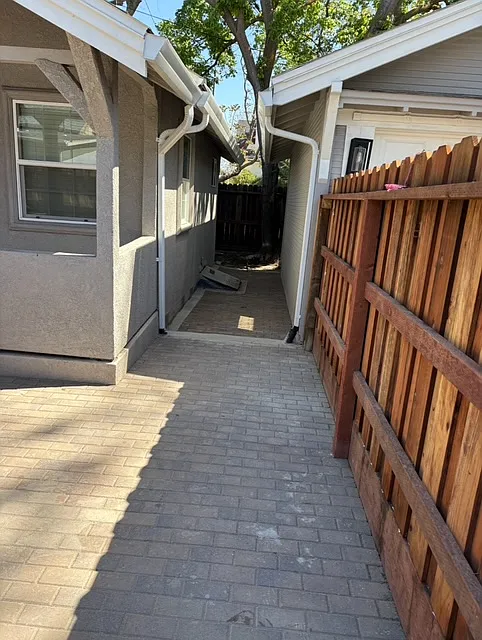Studio, 350 sqft, $1,150 — Photo 3