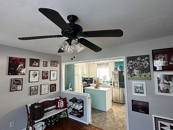5th image of 1598 Shelby Dr
