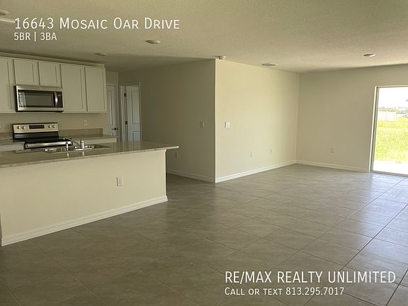 2nd image of 16643 Mosaic Oar Dr