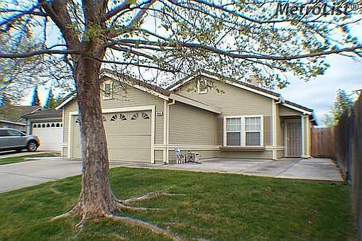 5th image of 8465 Banyon Tree Ct