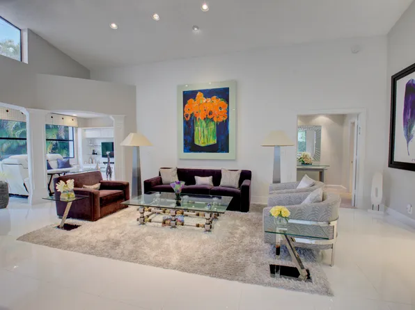 2106 NW 60th Cir, Boca Raton, FL 33496