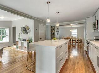 541 Lowell St, Andover, MA 01810