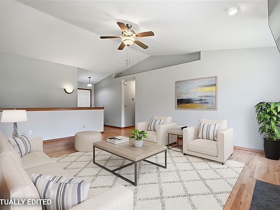 3rd image of 410 South St