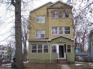 240-242 Westland St, Hartford, CT 06112