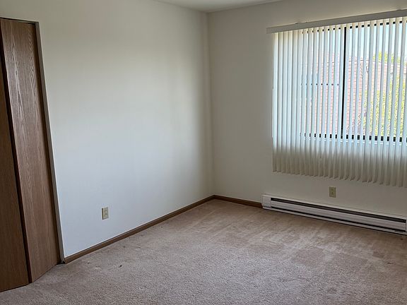 2nd image of 20152 S Frankfort Square Rd APT K