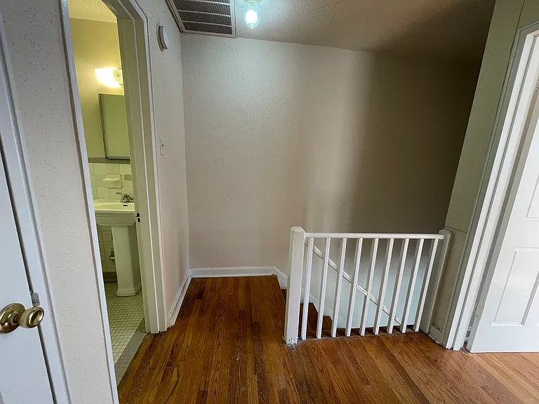 1623 Valley Ave — Photo 54