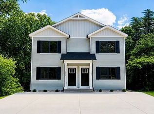 1038 12th St NE, Hickory, NC 28601