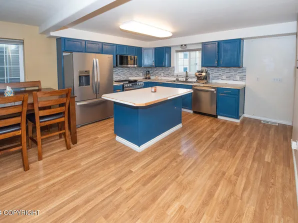 5237 E 26th Ave, Anchorage, AK 99508