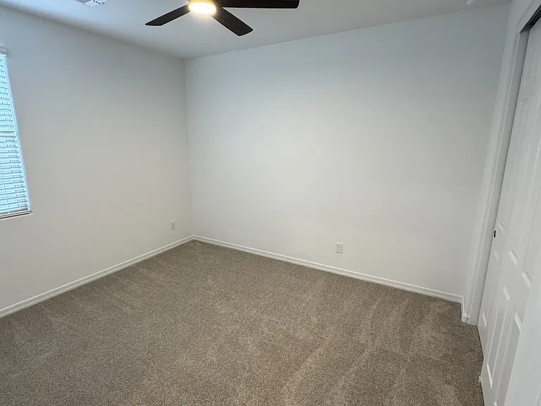 643 W Riparian Dr — Photo 19