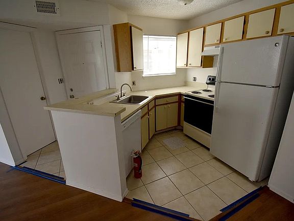 2nd image of 1908 Lake Atriums Cir APT 18