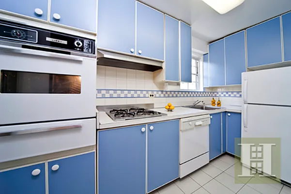 Sold by Halstead Real Estate | media 8