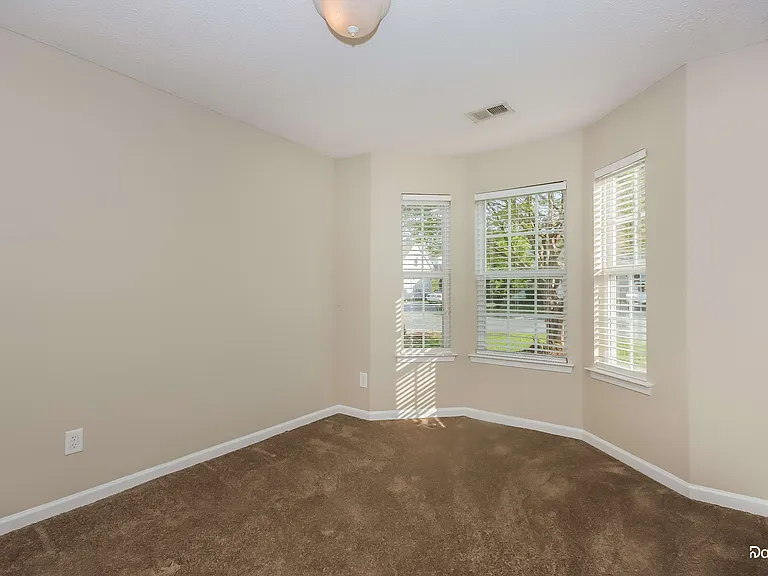 2170 Wexford Way — Photo 12