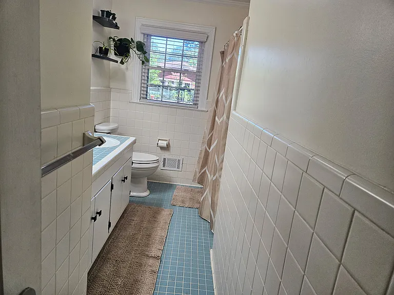 221 York Rd — Photo 11