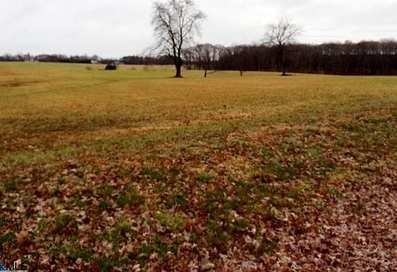 2nd image of Centre Hill Ct