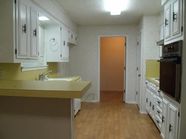 5513 Greenbriar St — Photo 12