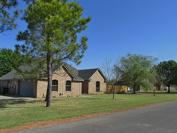 3rd image of 1 NW Heatherstone Cir