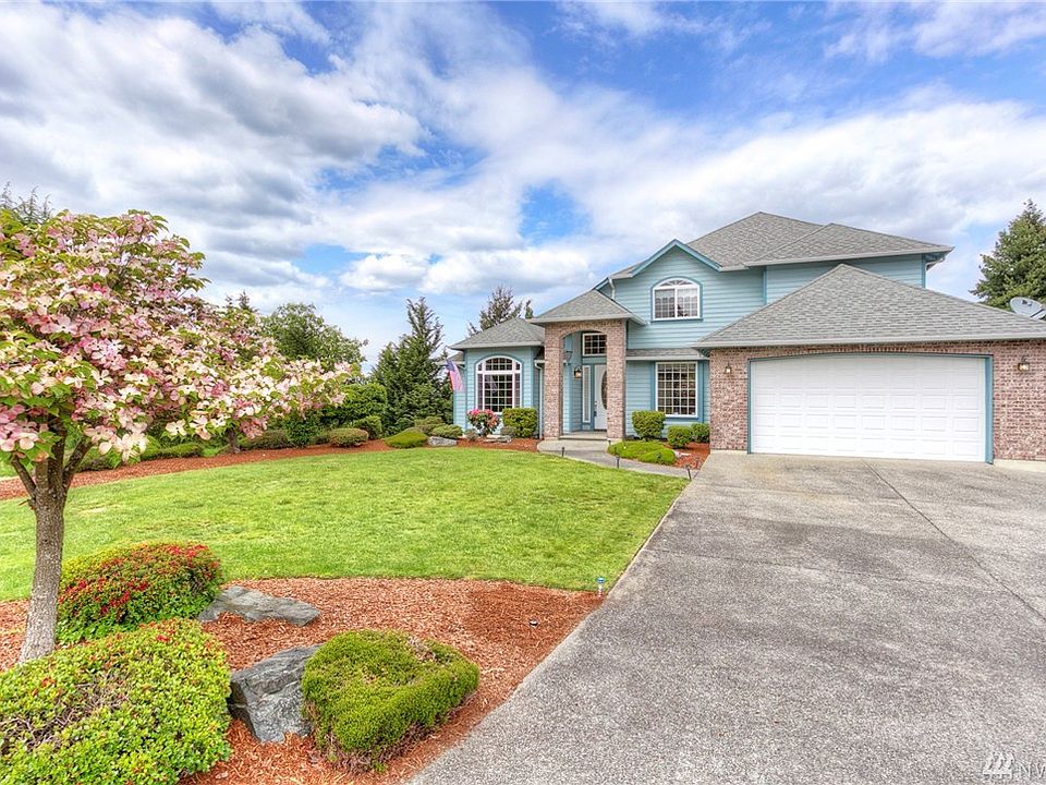 1st image of 417 17th Avenue Ct SW