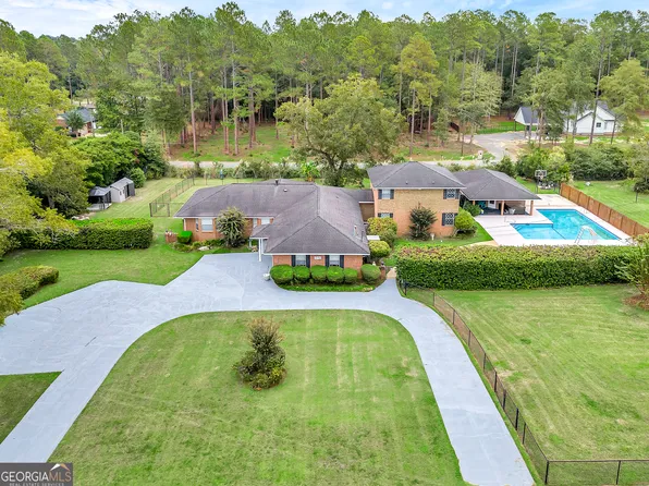 1296 McQuaig St NW, Cairo, GA 39828