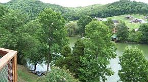5th image of 544 Lakeside Dr