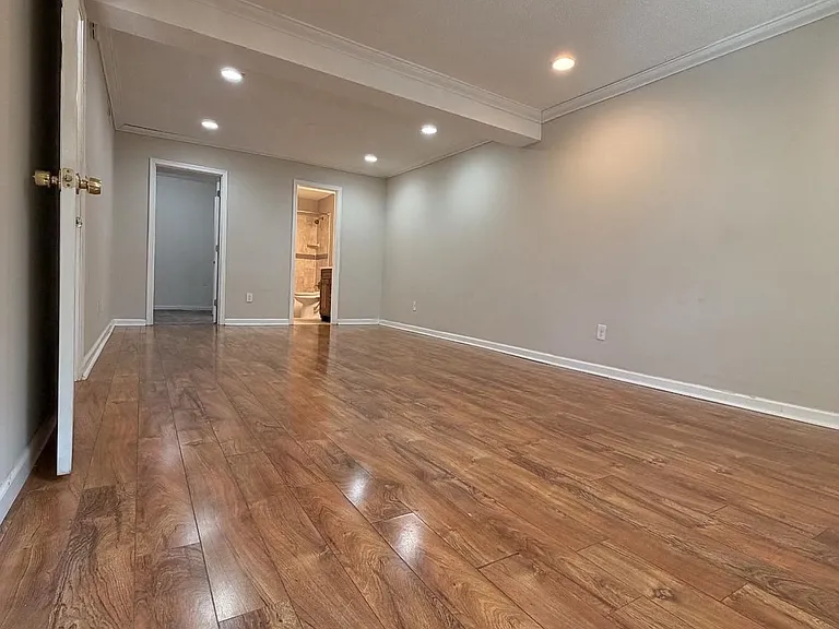 9115 Barrick St — Photo 13