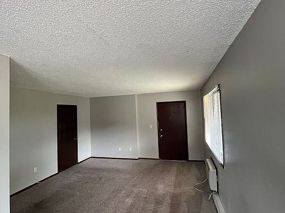 4th image of 719 1st St S #5