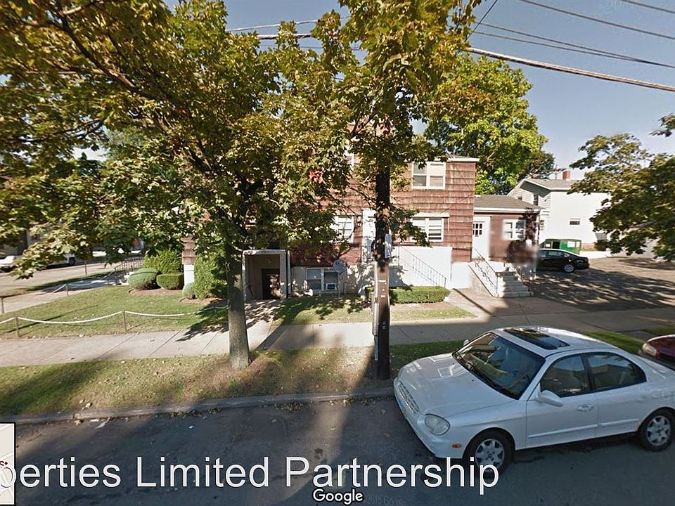1st image of 263 W 8th St #2852138