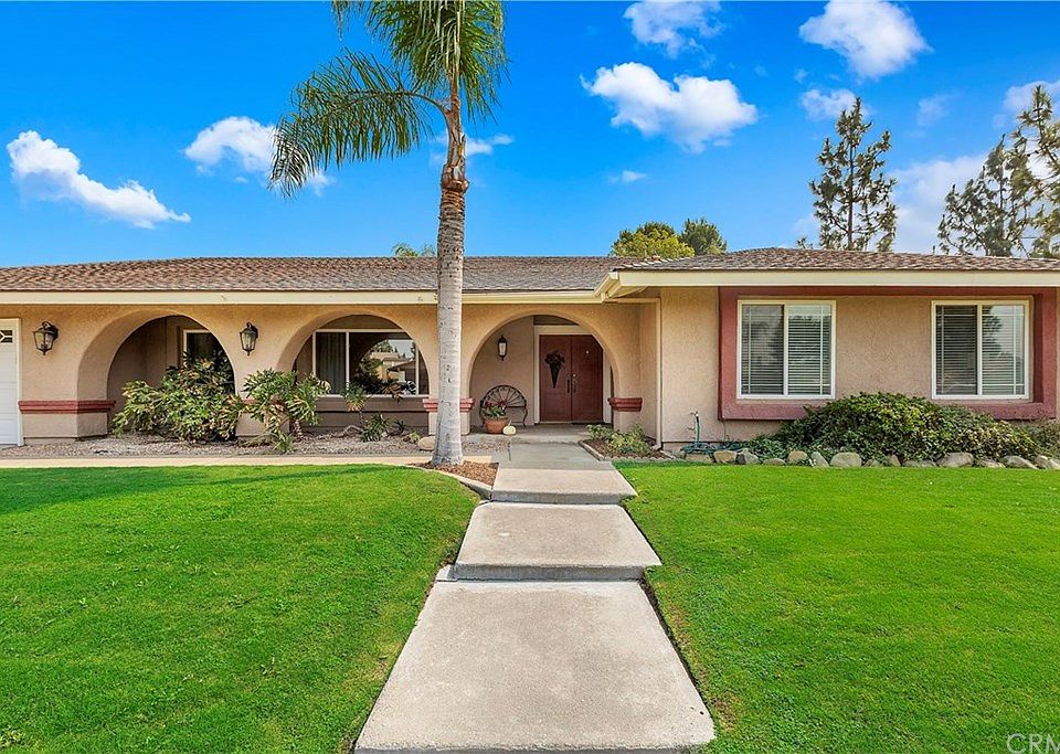 1st image of 6165 Amberwood Dr