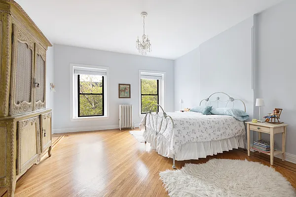 Rented by Brown Harris Stevens | media 11