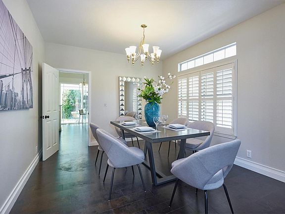 5th image of 3072 Silverland Dr