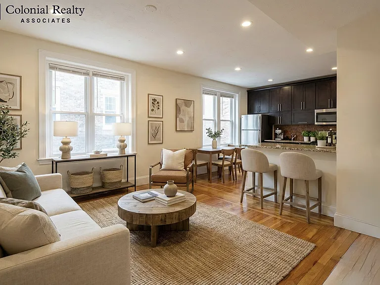 79 Thatcher St #207 — Photo 1