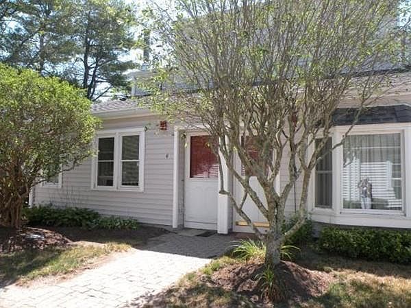 1st image of 4 Mary Dyer Ln